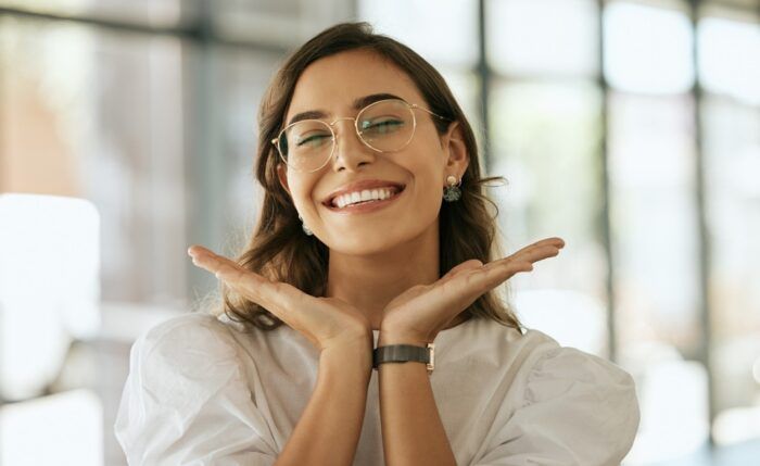 Abbildung einer Brille mit hohe Brillenstaerken